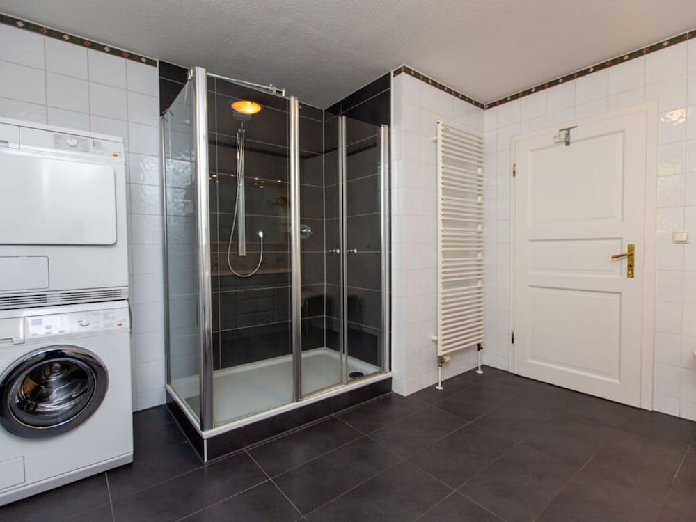 1 Villa Blanck Comfortable Holiday Residence