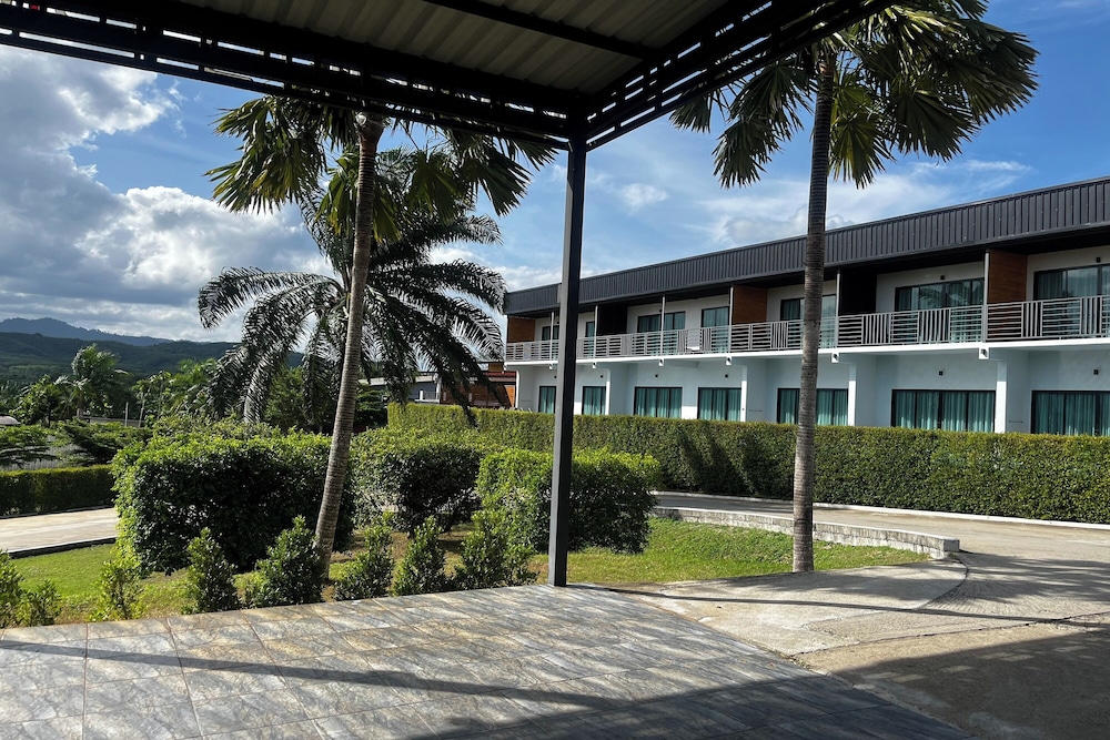 Hideaway Private Residence view 5