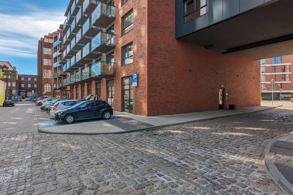 Bastion Wałowa Studio Gdańsk by Renters view 5