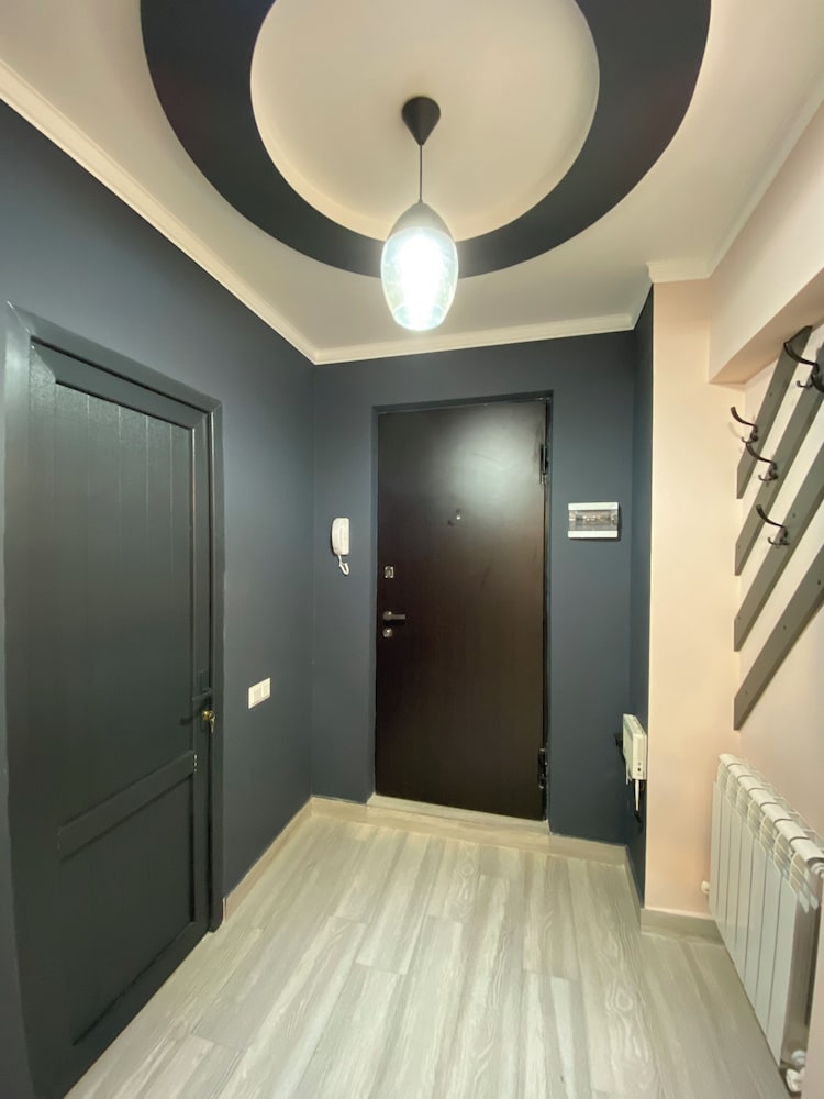 Apartment by Luxe Group SN100