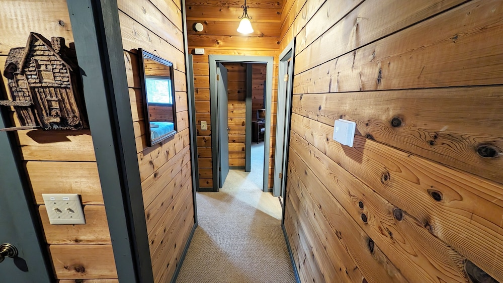 Lava Top 1 2 Bedroom Home