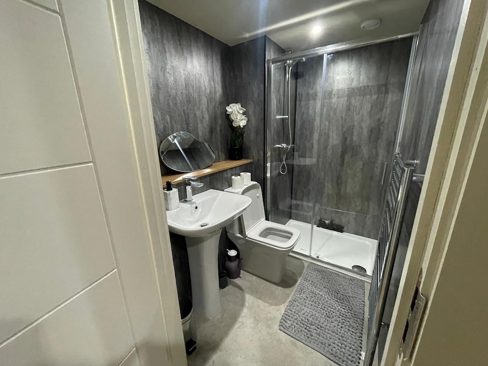 Central Leeds Apartment Oasis