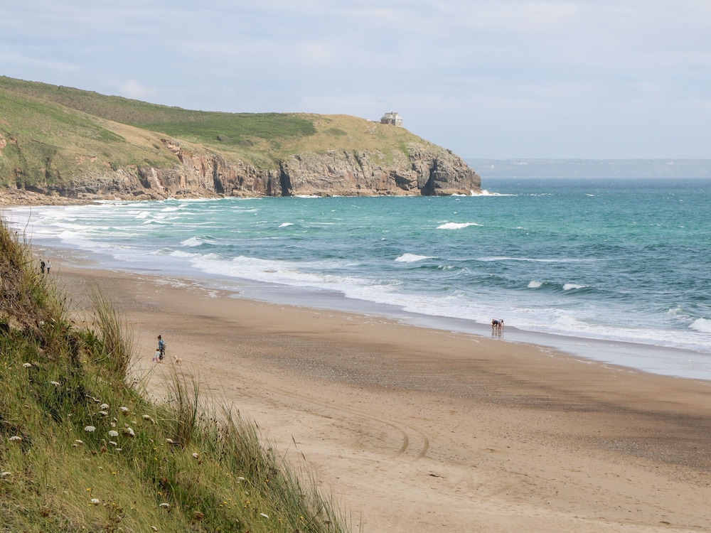 Sandy Cove