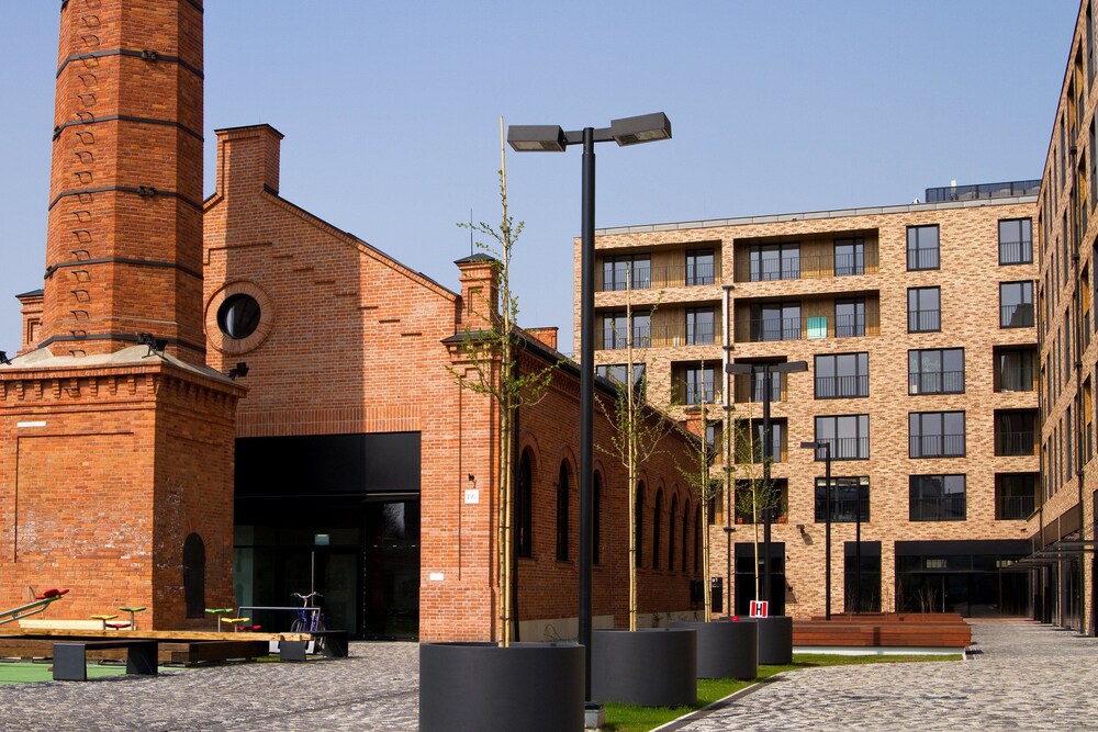 Old Town Luxury Apartments by Amstra