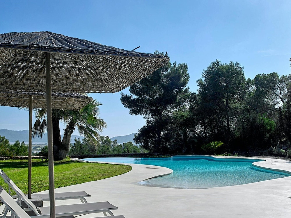 Holiday Home With Stylish Interiors