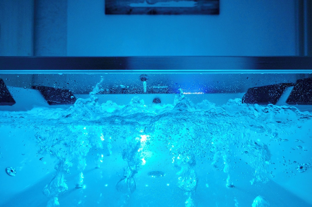 Premium Jacuzzi Suite at the City Center