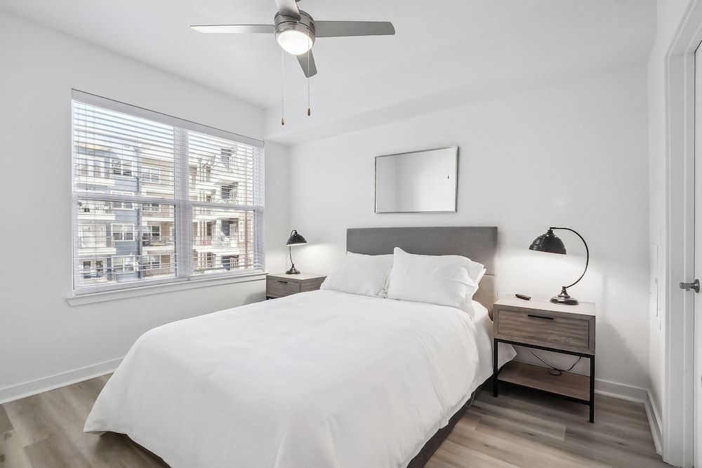 Midtown 205 view 4