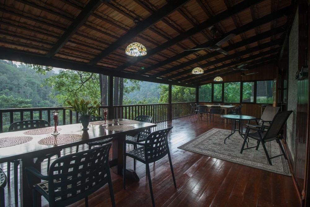 De Serenity - Exclusive Jungle Retreat