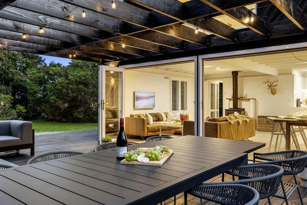 The Coast Country Cottage