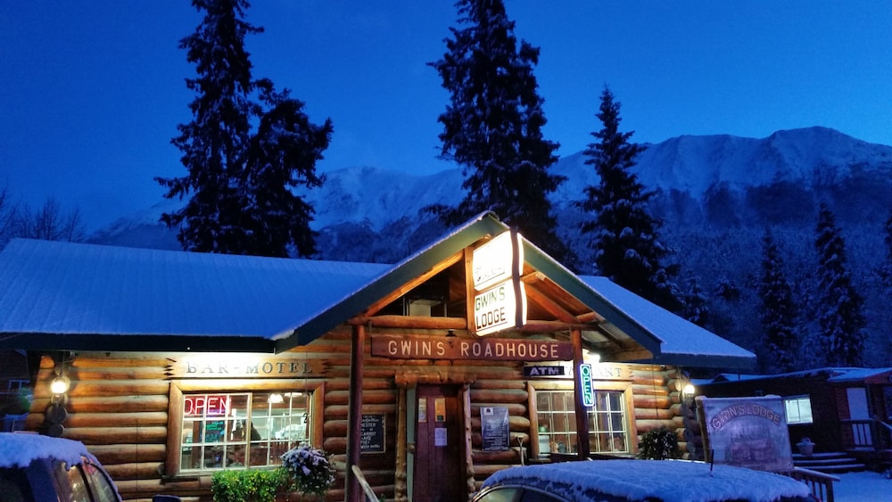 Gwin's Lodge & Roadhouse Est. 1952