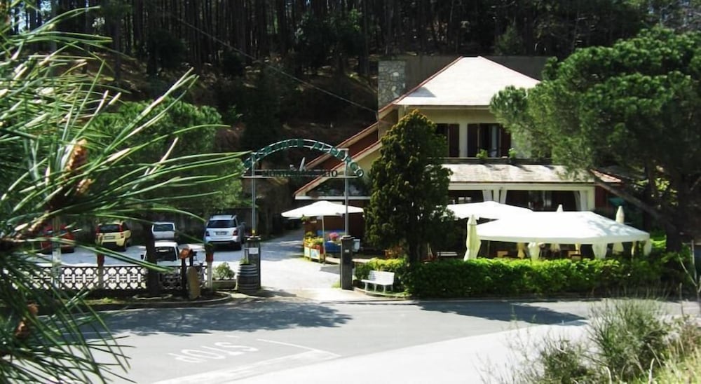 Hotel Monterosso Alto