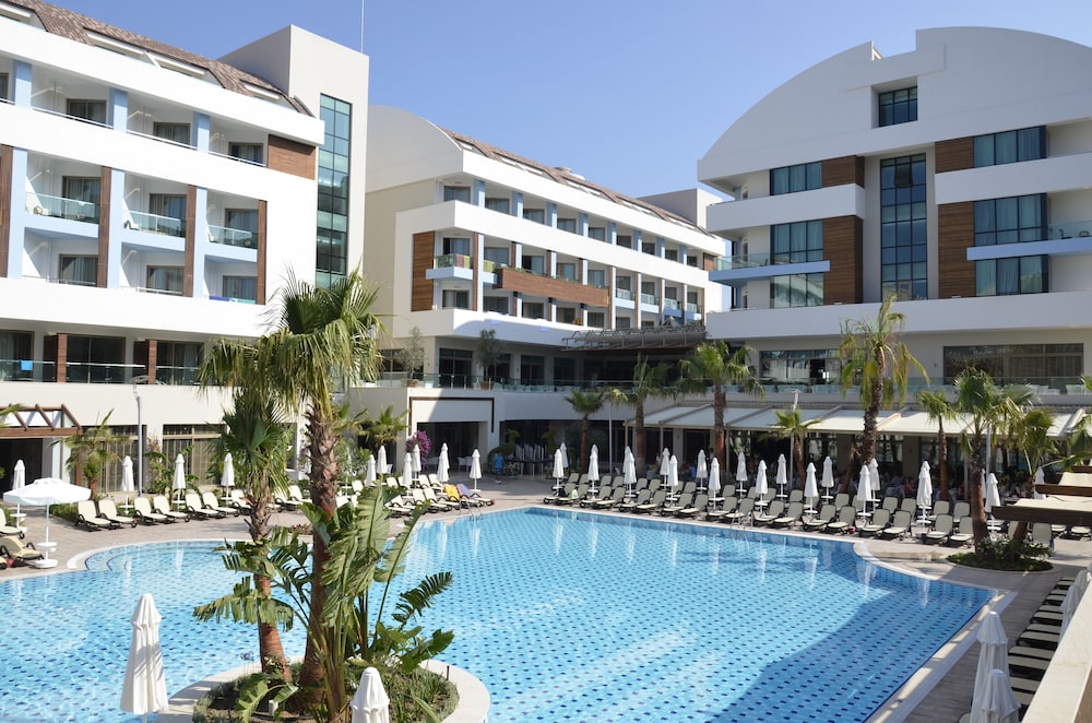 Port Side Resort - All Inclusive