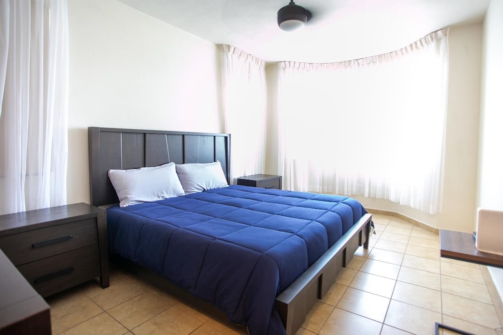 Ocean View Scenic and Amazing Villa Beautiful Pool Huge Rooftop Deck Hl9e view 3