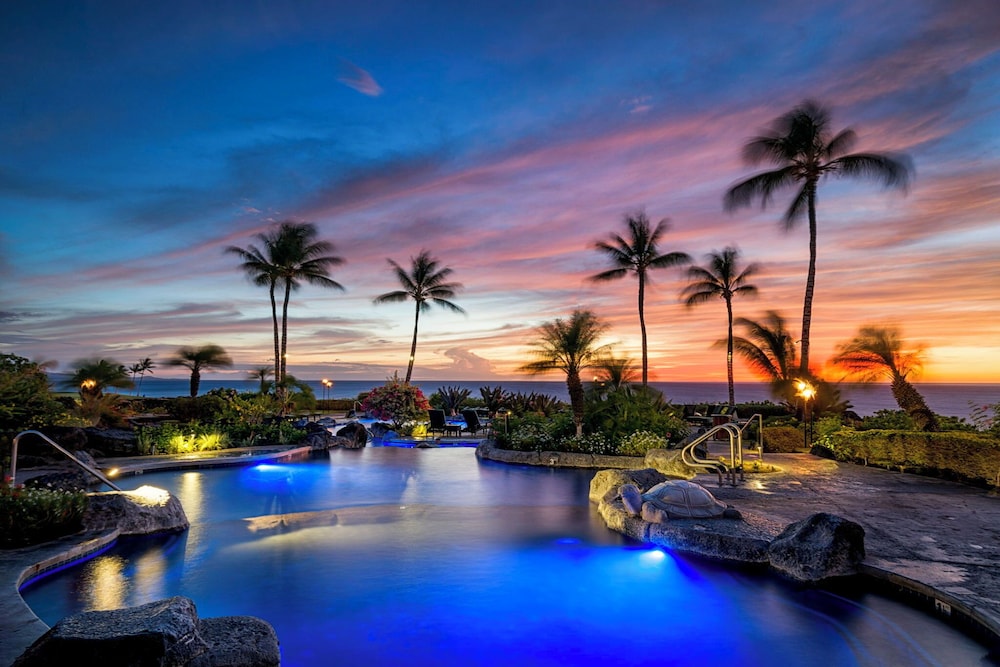 Direct Ocean Front - AC - Concierge Included - Ocean Viewing Lanai & Near Shops! -vrkcv
