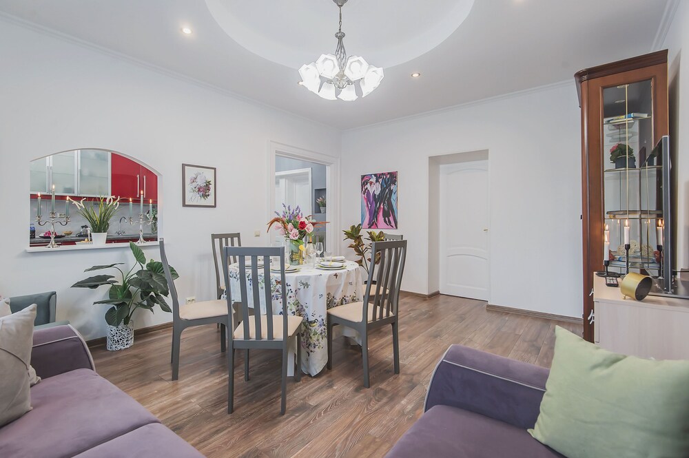 GM Apartment Spiridonovka
