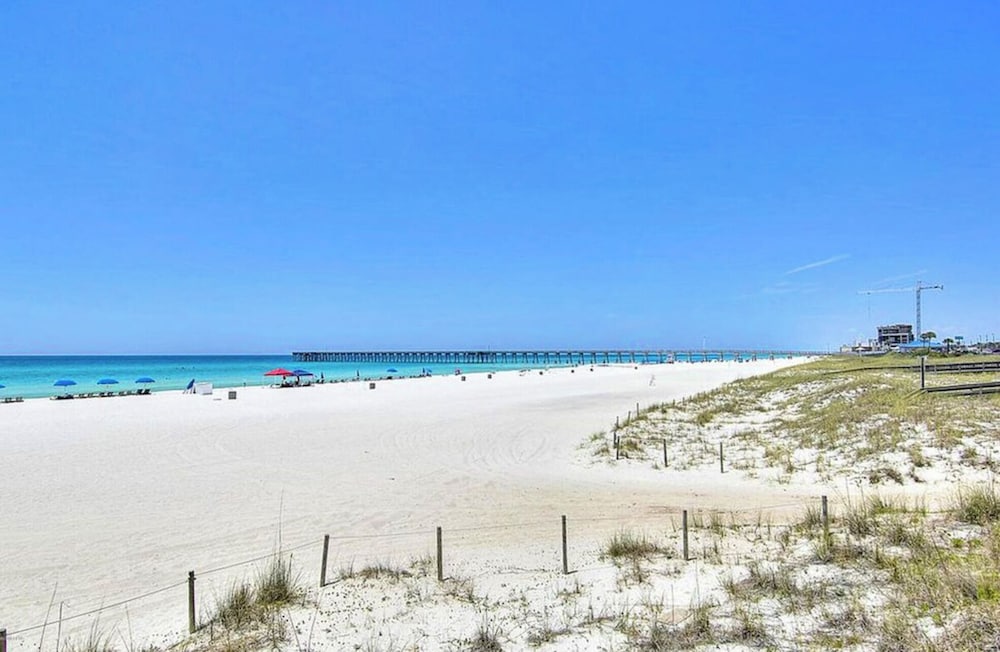 Beachfront Bliss Awaits: 2-bed, 2-bath Condo at Sterling Reef - Sleeps 6!