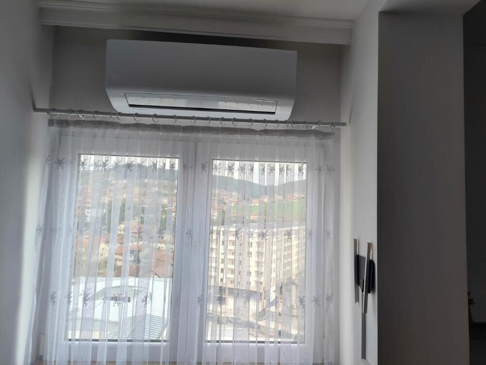 Charming Studio Apartment in Novi Pazar With City & Mountain Views