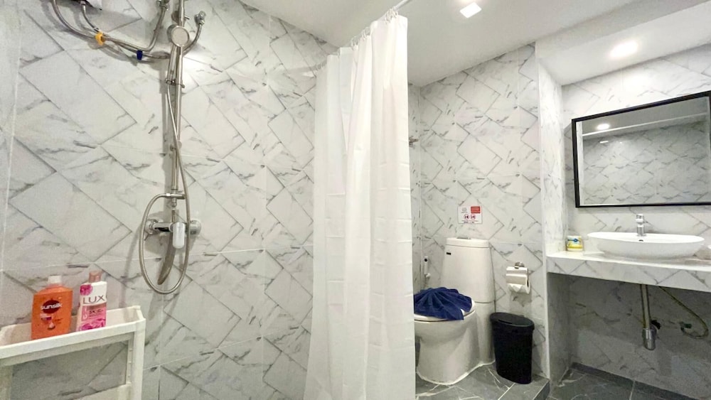 Heritage - Modern Studio Shared Pool, City Centre