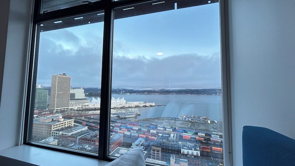 Ocean View Condo . Downtown Vancouver