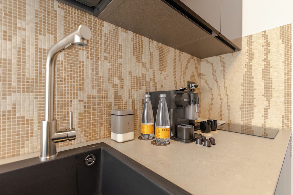 VBM SUITE & SPA APARTMENTS