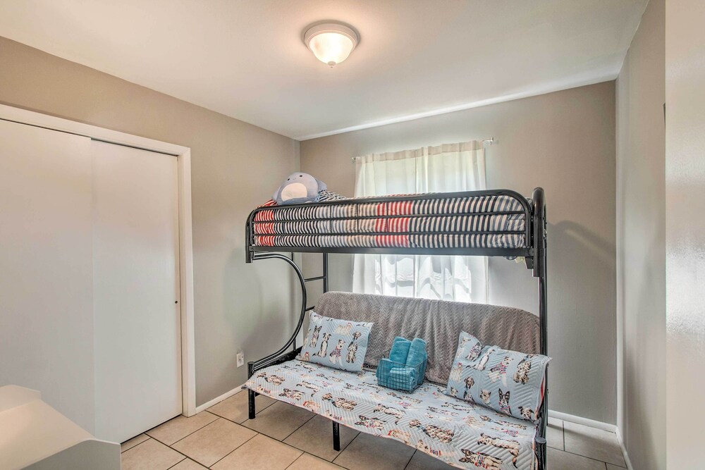 Brunswick Vacations - Pet-friendly Brunswick Retreat w/ Gas Grill! - Property Image 11