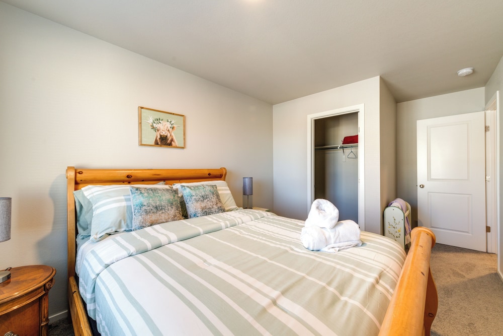 11 Mi to Fort Collins: Wellington Retreat w/ Patio