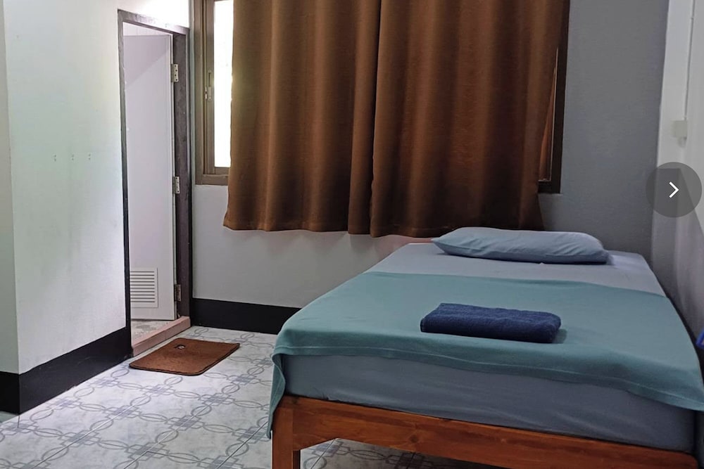 Satop Travelers Guesthouse