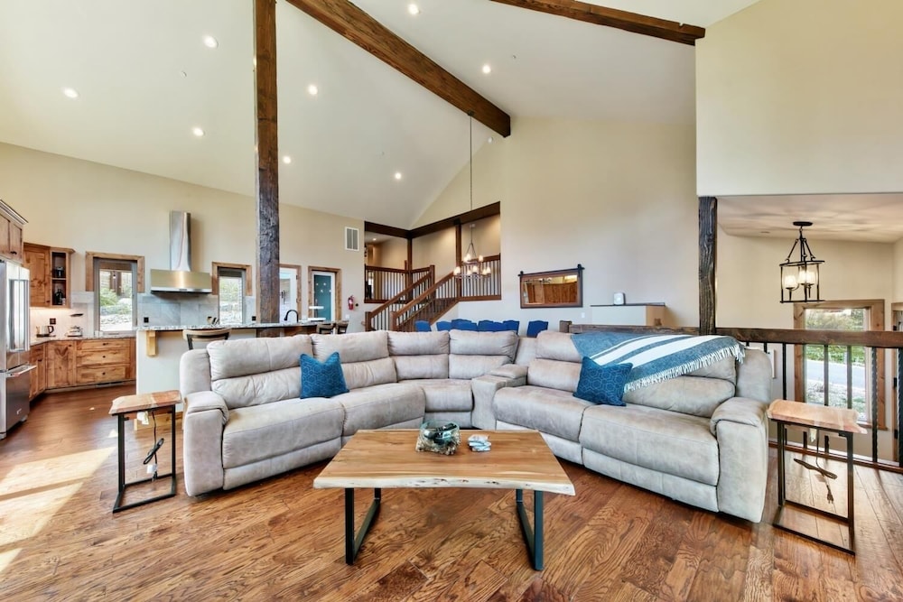 1008c Mountain View Retreat 5 Bedroom Home