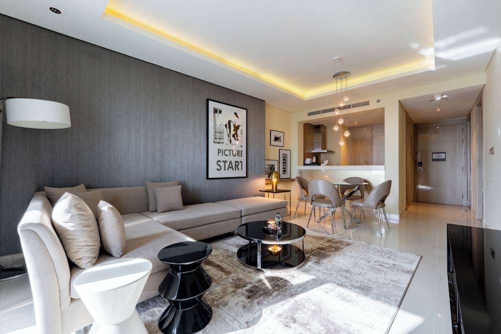 Damac Paramount Towers - Business Bay