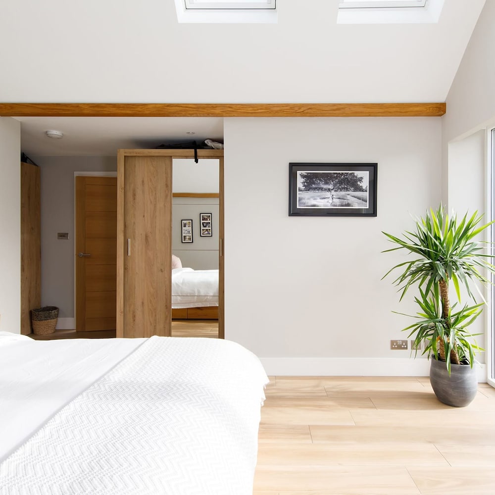 Luxury Cottage Conversion Close to Beaches