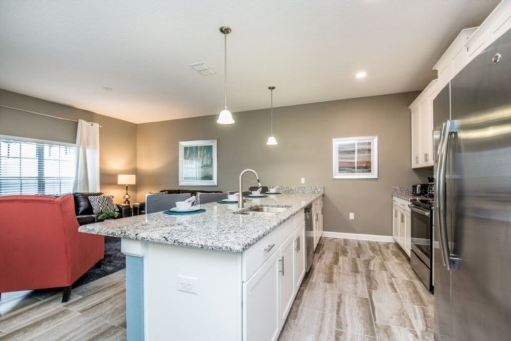 Ultimate Champions Gate Resort Town Home 4 Bedroom Townhouse by Redawning - Image 3