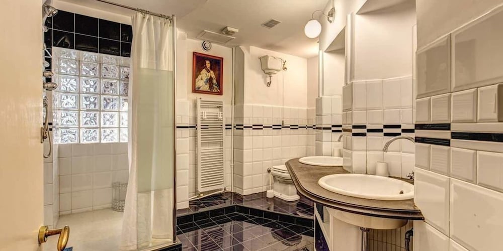 Campo de Fiori 3 bedroom apartment