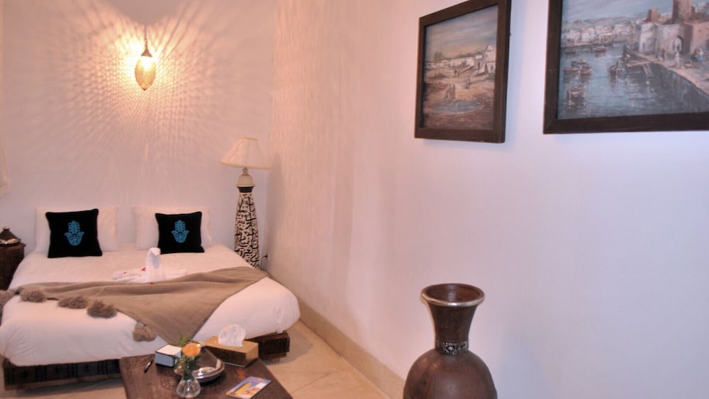 Riad Essaada