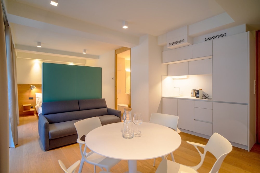 Wellness Smart Suites