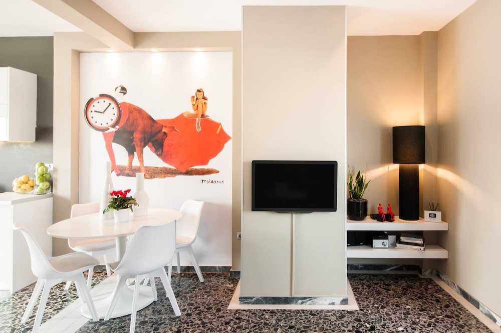 Ma Maison Penthouse No1 Acropolis View 315 Mbps