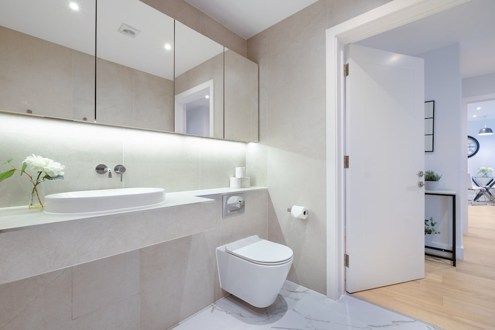 Belmore 1 & 2 Bedroom Luxury Apartment view 5