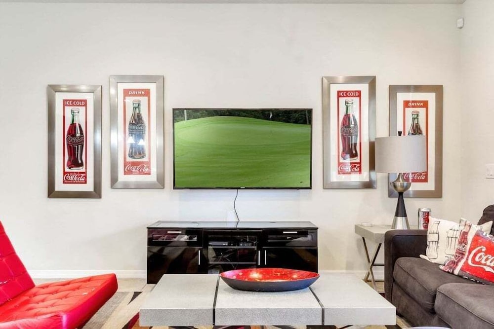 Beautiful Tranquil Relaxing Home With Private Pool 4 Bedroom Townhouse