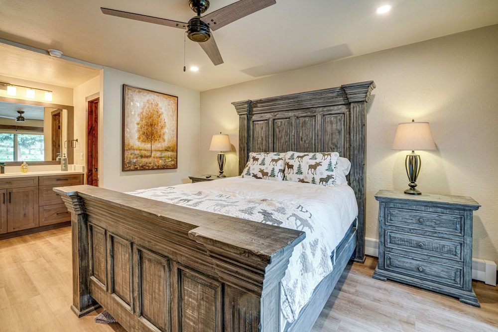 Walk to Slopes & Main St: Cozy Breckenridge Condo!