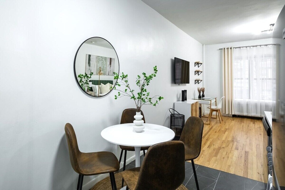 317 UES Apartments