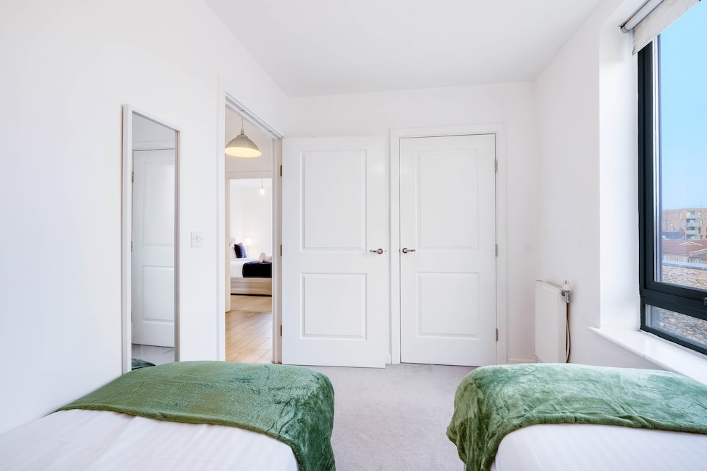 Bovet 3 Bedroom 1 Bathroom Apartment