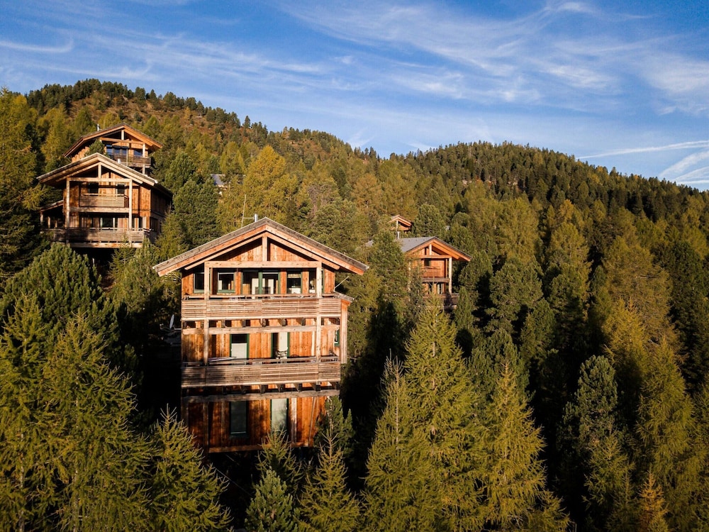 Modern Chalet With Infrared Sauna