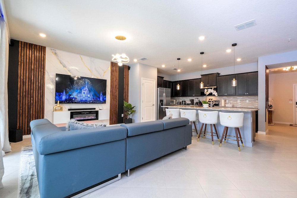 Simply Amazing 5BR Chic Retreat Themed Fun Style