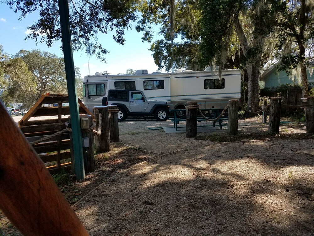 Steinhatchee River Inn