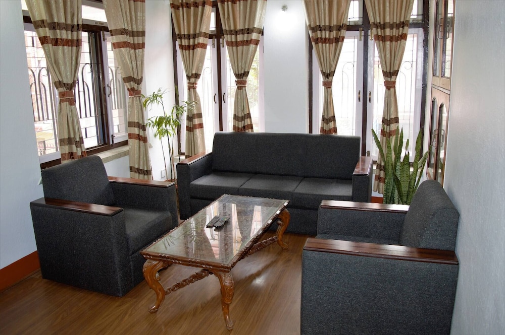 First Apartment 1bhk Thamel 5 min Walk 1st Floor