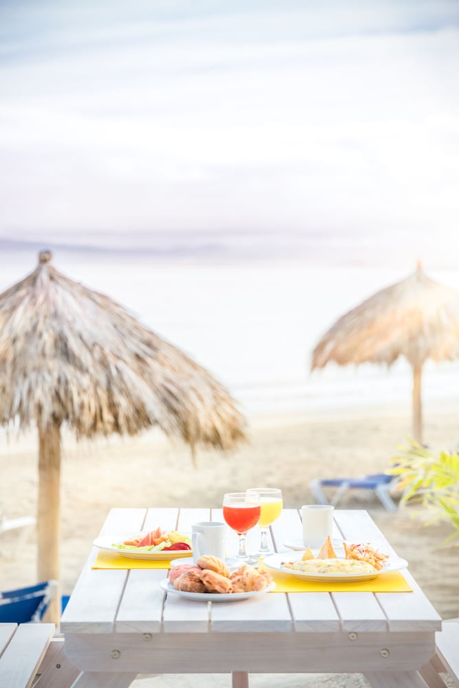 Decameron Isla Coral Guayabitos Ramada All-Inclusive Resort - Property Image 8