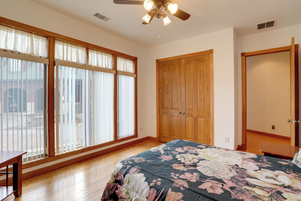366 Shared Acres, Lake Access: Ozark Getaway!