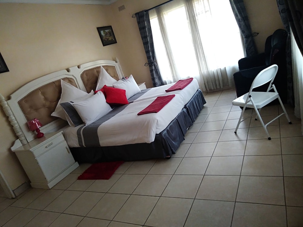 Crown Inn Guest House view 5