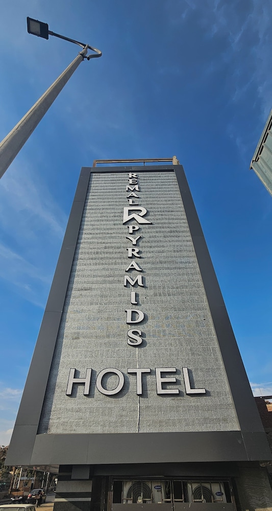 Remal Pyramids Hotel