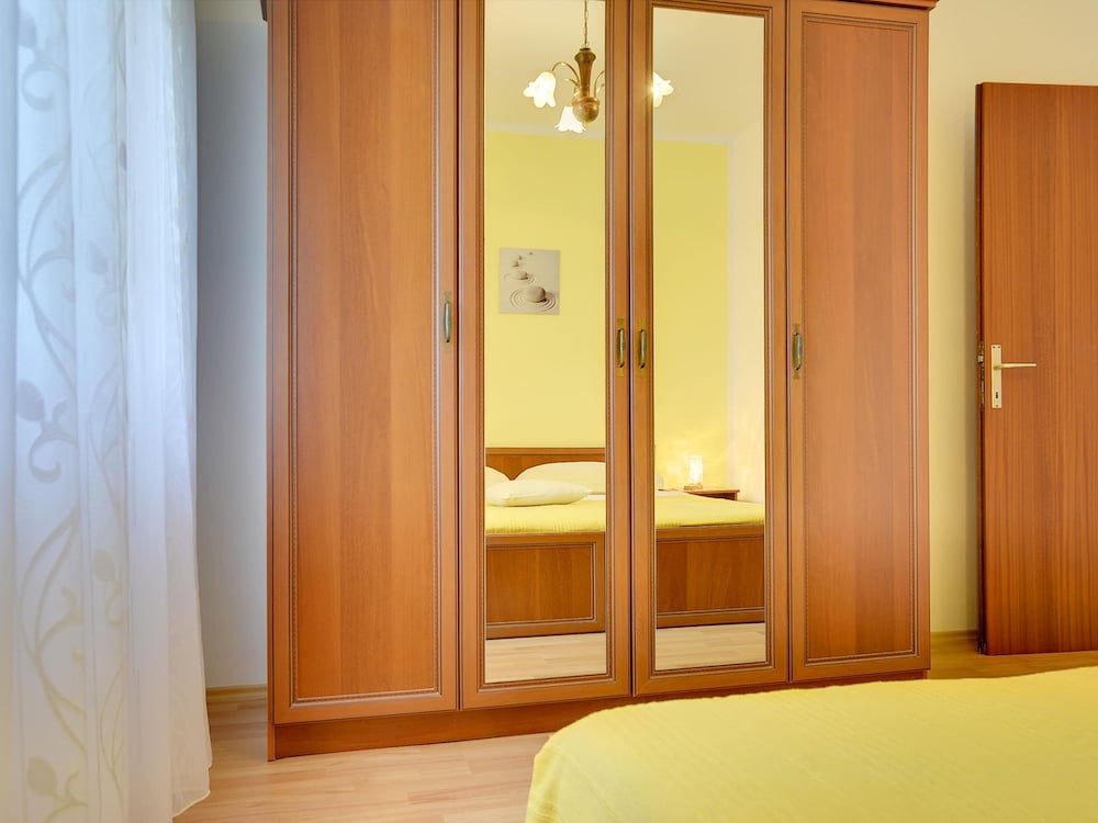 Apartment in Medulin Near Sandy Beaches view 4