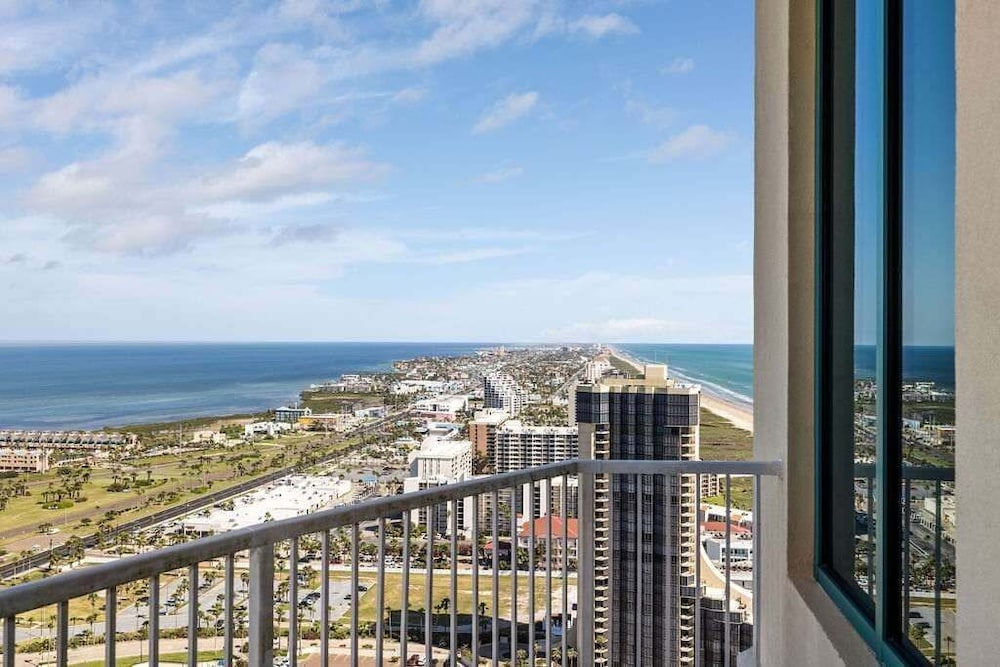 Penthouse Jr Unrivaled Luxury Insane Views 3 Bedroom Apts